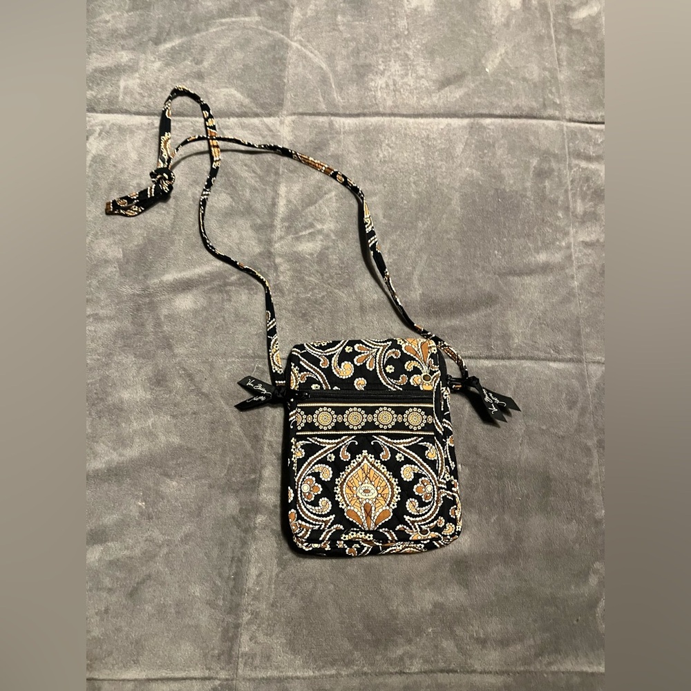 Vera Bradley crossbody bag like new